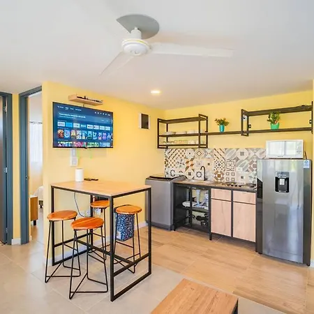 Laguito Houstel Loft Large Apartamento